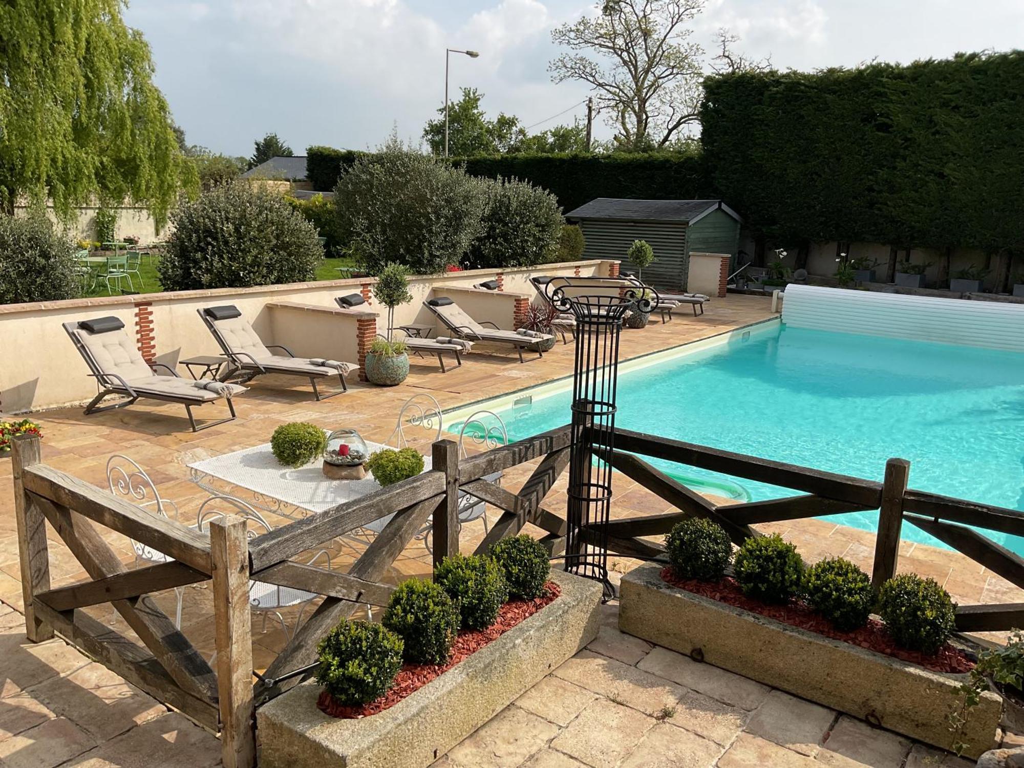 Manoir De La Croix-Sonnet Bed and Breakfast Trouville-sur-mer Exteriör bild